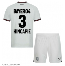 Bayer Leverkusen Piero Hincapie #3 Replika Bortedrakt Barn 2023-24 Kortermet (+ bukser)