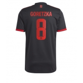 Bayern Munich Leon Goretzka #8 Replika Tredjedrakt 2022-23 Kortermet
