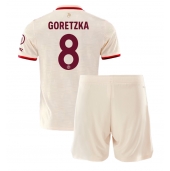 Bayern Munich Leon Goretzka #8 Replika Tredjedrakt Barn 2024-25 Kortermet (+ bukser)