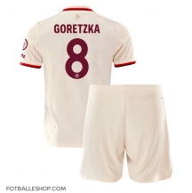 Bayern Munich Leon Goretzka #8 Replika Tredjedrakt Barn 2024-25 Kortermet (+ bukser)