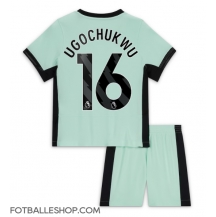 Chelsea Lesley Ugochukwu #16 Replika Tredjedrakt Barn 2023-24 Kortermet (+ bukser)