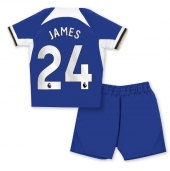 Chelsea Reece James #24 Replika Hjemmedrakt Barn 2023-24 Kortermet (+ bukser)