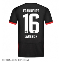 Eintracht Frankfurt Hugo Larsson #16 Replika Bortedrakt 2024-25 Kortermet