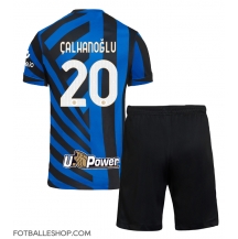 Inter Milan Hakan Calhanoglu #20 Replika Hjemmedrakt Barn 2024-25 Kortermet (+ bukser)