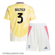 Juventus Gleison Bremer #3 Replika Bortedrakt Barn 2024-25 Kortermet (+ bukser)