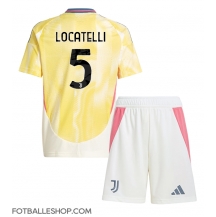 Juventus Manuel Locatelli #5 Replika Bortedrakt Barn 2024-25 Kortermet (+ bukser)