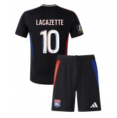 Olympique Lyonnais Alexandre Lacazette #10 Replika Bortedrakt Barn 2024-25 Kortermet (+ bukser)