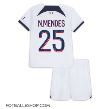 Paris Saint-Germain Nuno Mendes #25 Replika Bortedrakt Barn 2023-24 Kortermet (+ bukser)