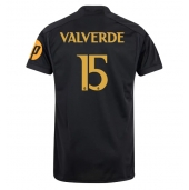 Real Madrid Federico Valverde #15 Replika Tredjedrakt 2023-24 Kortermet