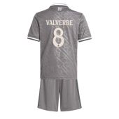 Real Madrid Federico Valverde #8 Replika Tredjedrakt Barn 2024-25 Kortermet (+ bukser)